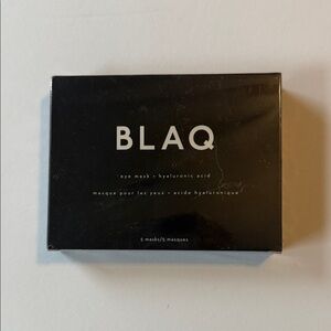 BLAQ Black Eye Mask with Hyaluronic‎ Acid
